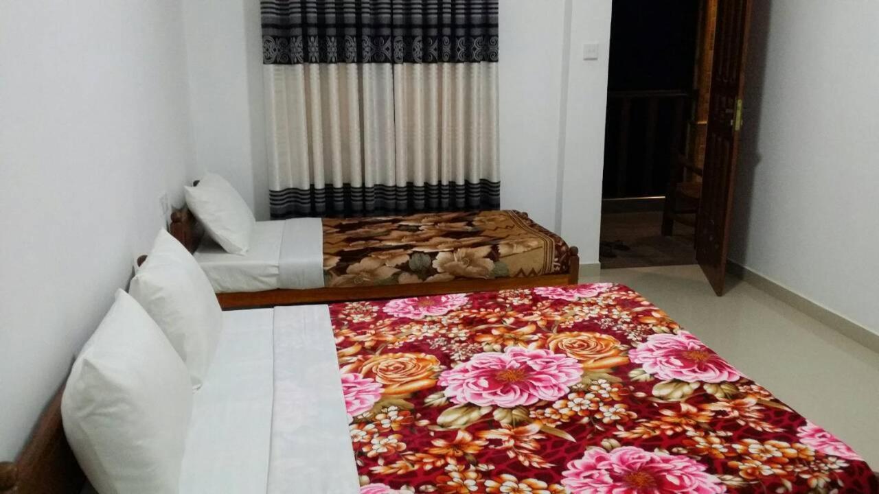 نالاثانيا Tea Breeze Motel المظهر الخارجي الصورة
