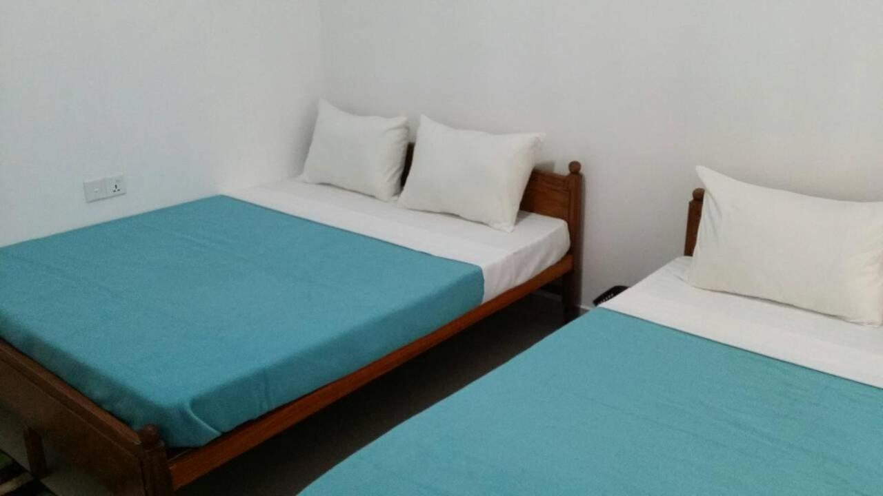 نالاثانيا Tea Breeze Motel المظهر الخارجي الصورة