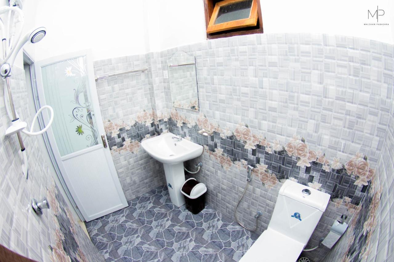 نالاثانيا Tea Breeze Motel المظهر الخارجي الصورة